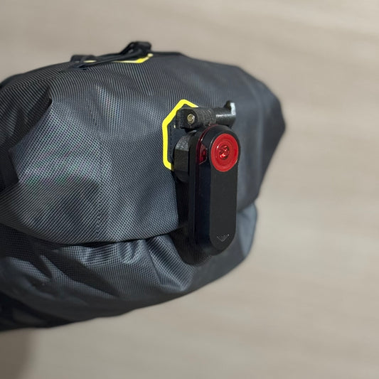 Radar Licht Halter für Satteltaschen mit breiten Schlaufen