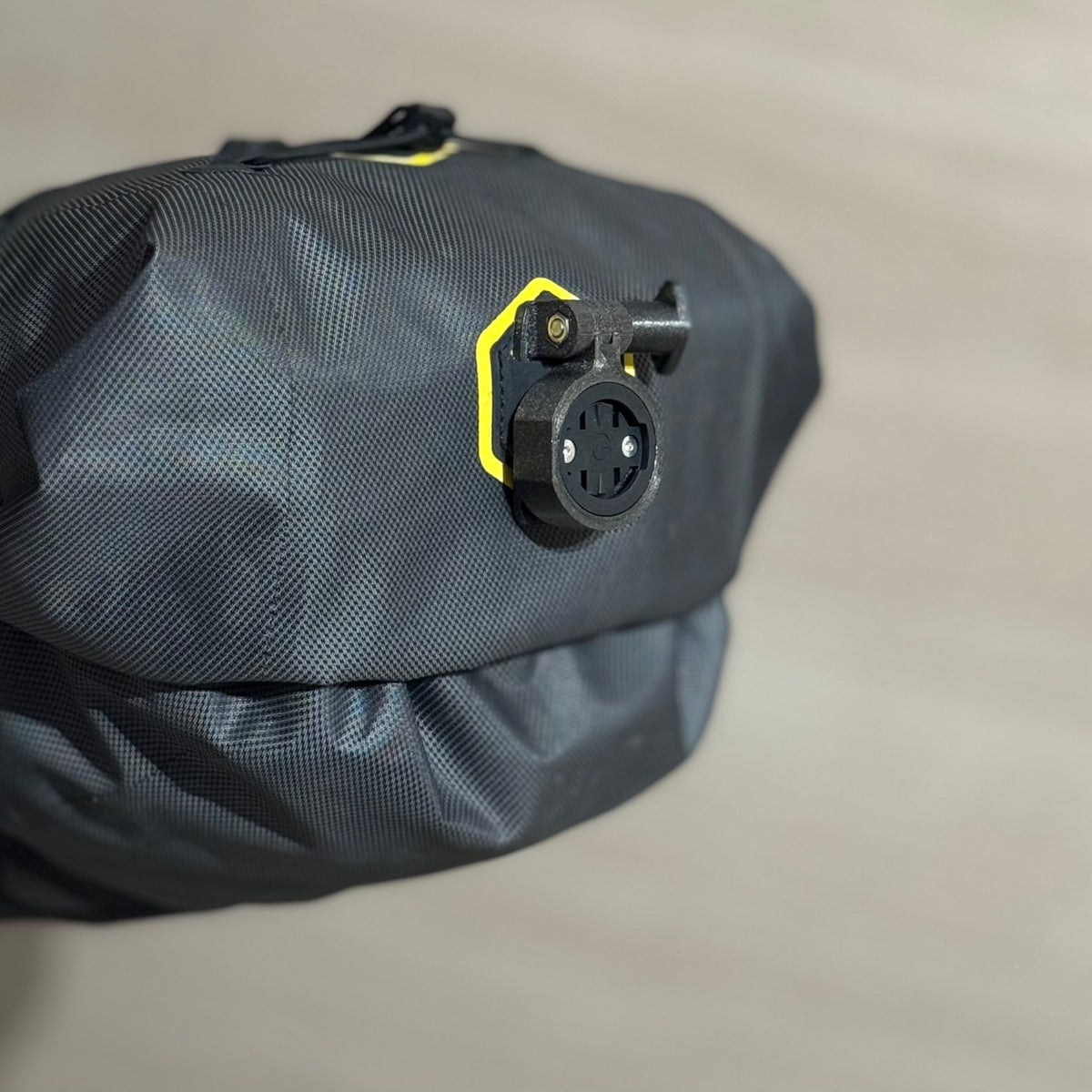 Radar Licht Halter für Satteltaschen mit dünnen Schlaufen
